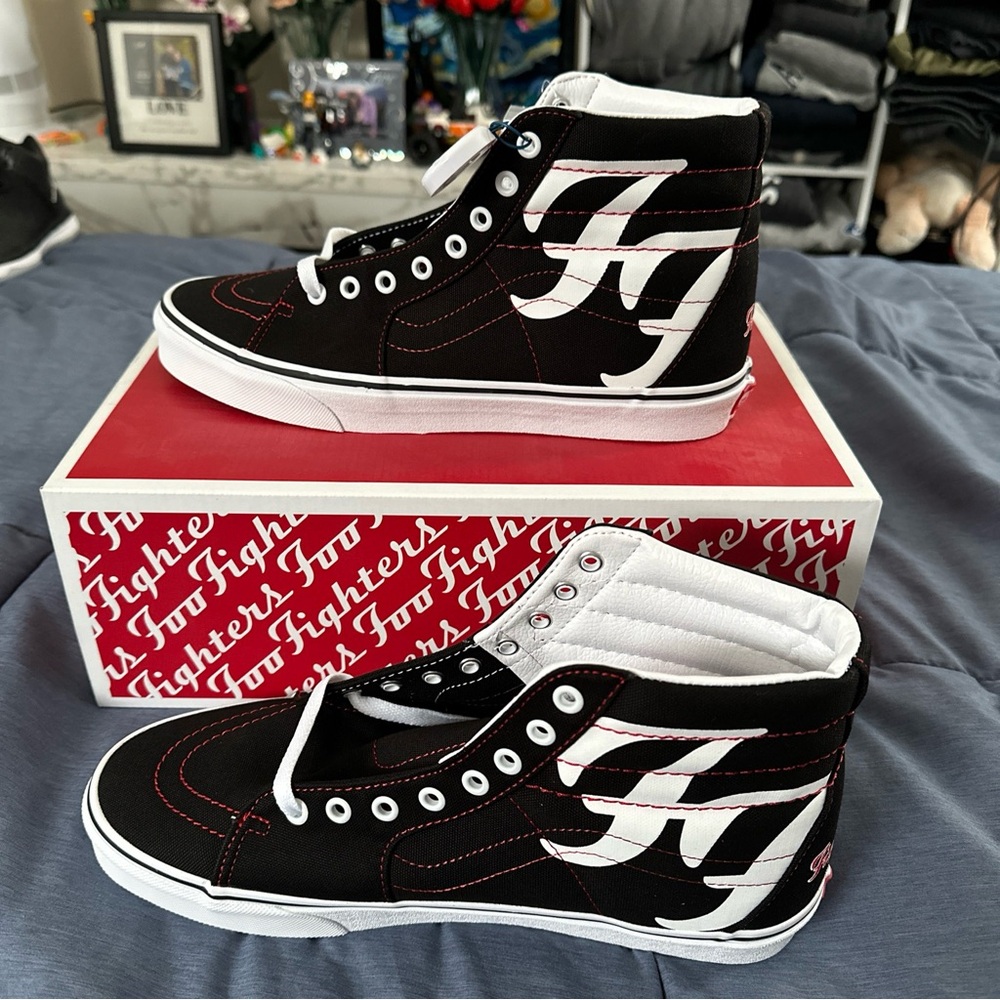 Vans Foo Fighters Size 11 Brand New